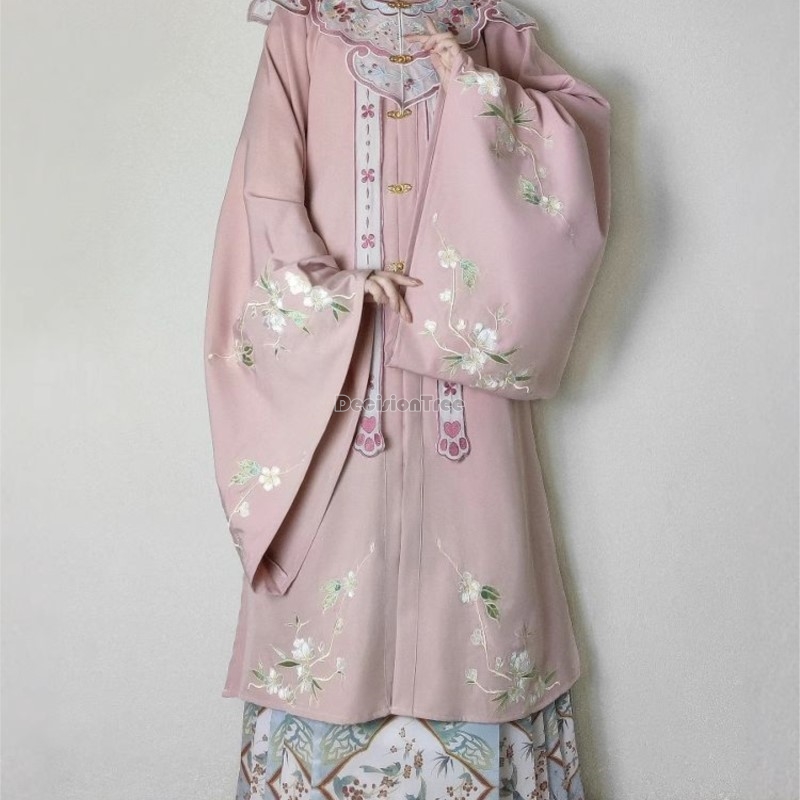 Conjunto de hanfu bordado de l - Embroidery Horse reseña y precio