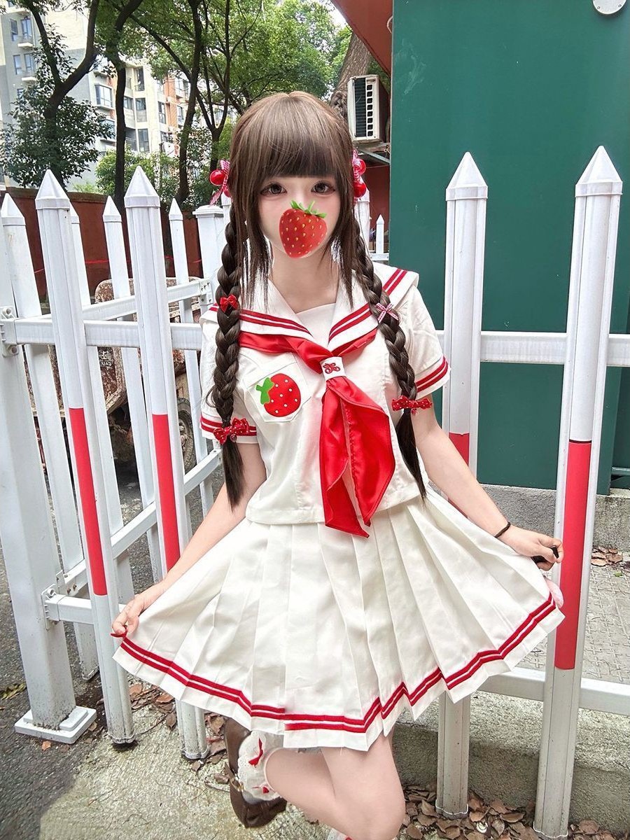 Conjunto de Uniforme Escolar J - Embroidery Uniform reseña y precio