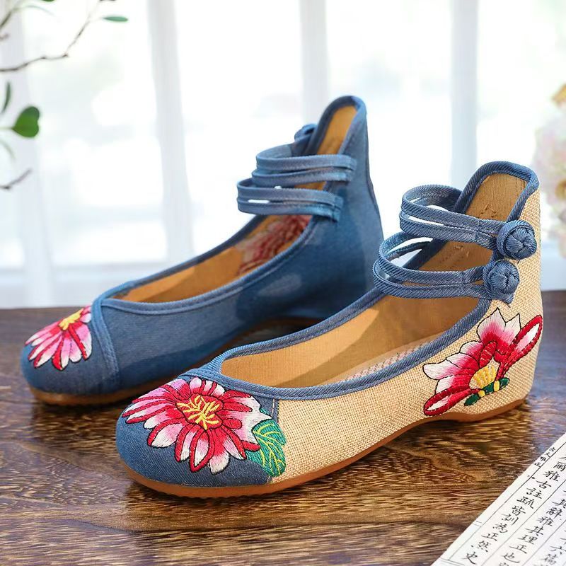 Zapatos de cuña de tela bordad - Embroidery Horse reseña y precio