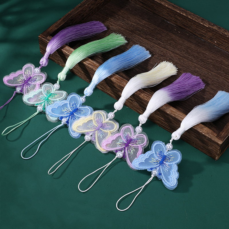 Borla de mariposa con bordado  - Embroidery Horse reseña y precio